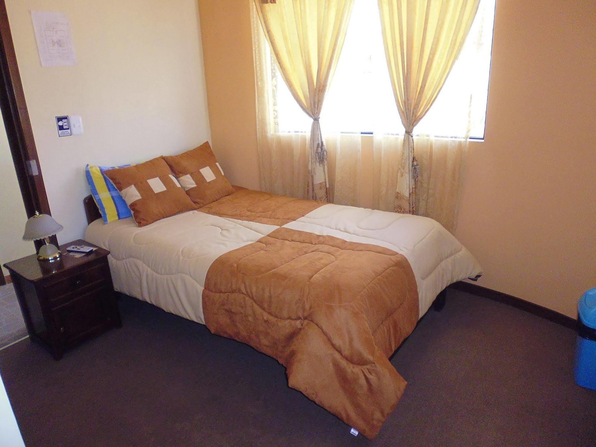 Hotel Residencial El Viajero ตาบาเบลา ภายนอก รูปภาพ